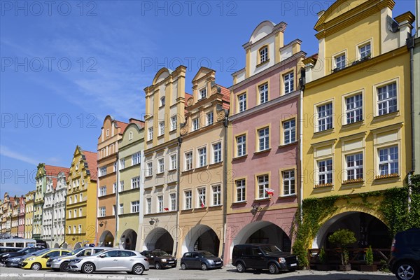 Bower houses on the town hall square
