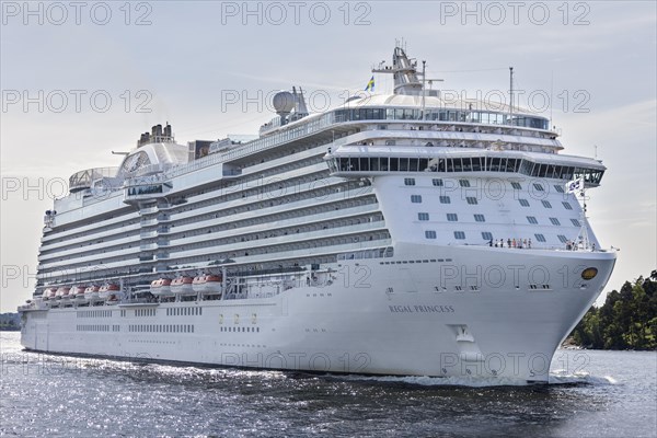 Passenger ship shelf Princess