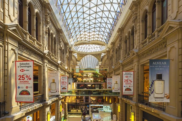 Elegant shopping mall Pacifico