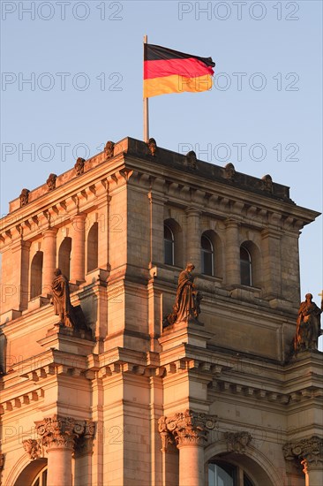 German flag on the Reichstag