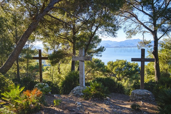 Ses Tres Creus