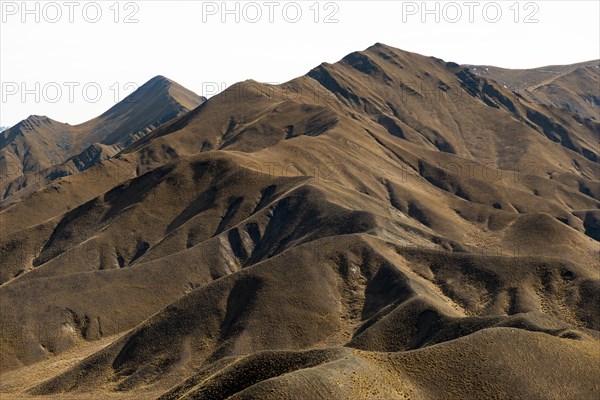 Barren mountain landscape, Lindis Pass