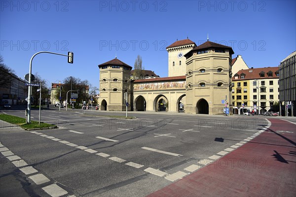 Isartor, car-free