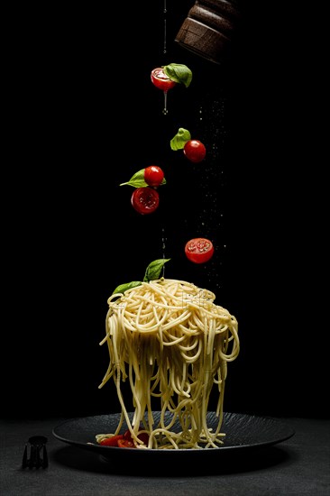 Spaghetti with tomatoes