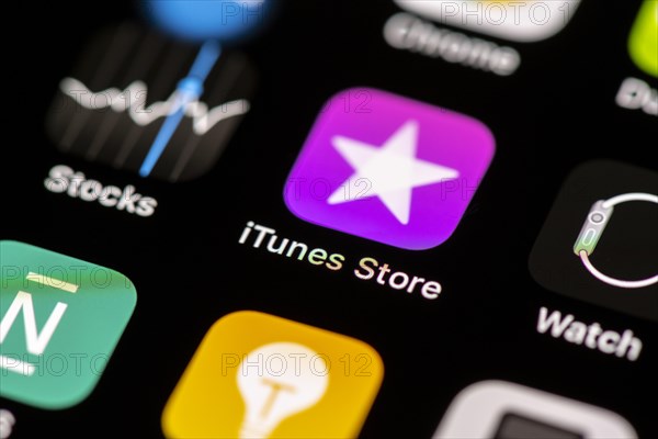 ITunes Store App