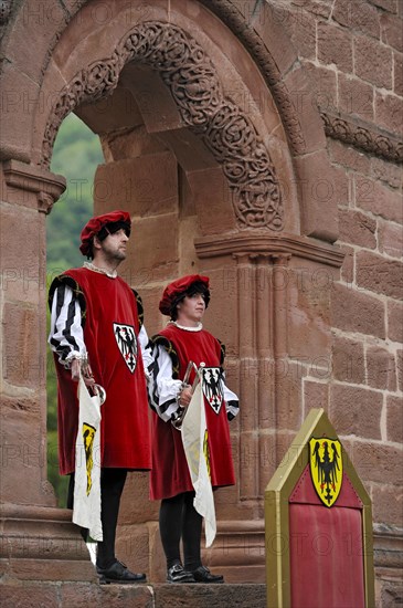 Herald trumpets in the play The Imperial Diet of 1180