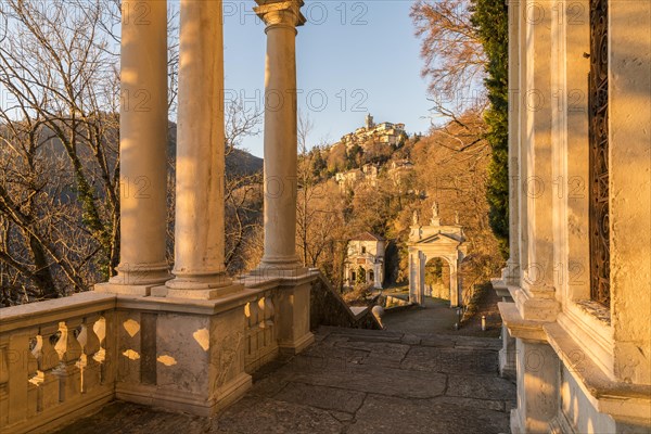 Pilgrimage route with Chapel X and XI