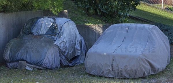 Weatherproof packed cars