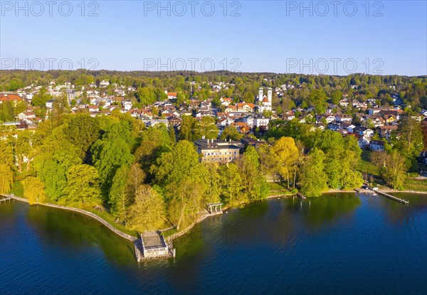Castle and castle park in Tutzing