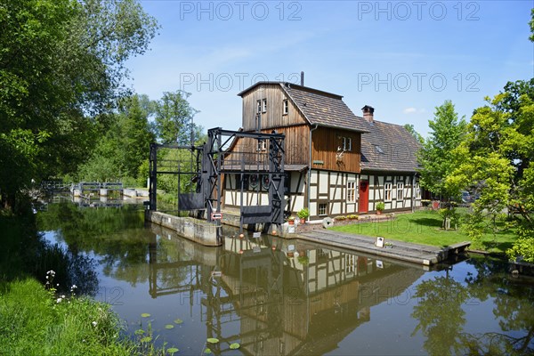 Radduscher Buschmuehle at the Suedumfluter or Leineweberfliess