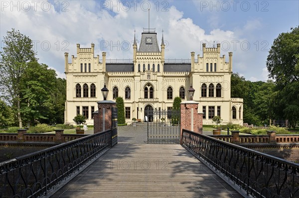 Evenburg moated castle