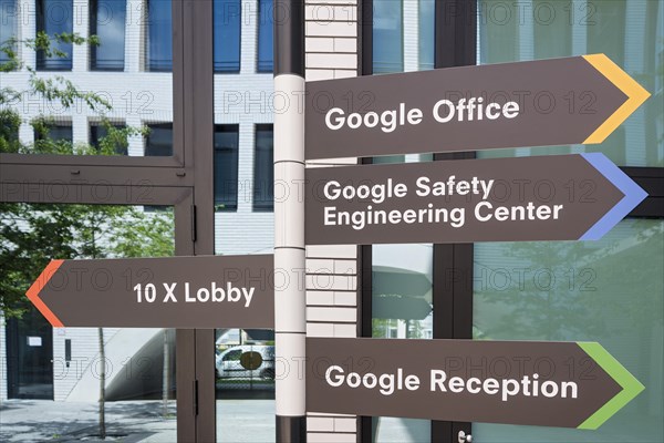 Google info signs at the Munich headquarters