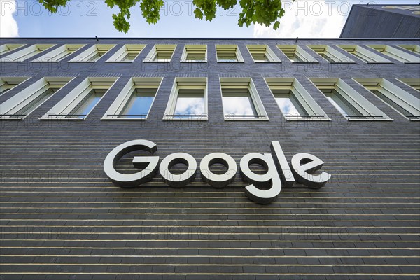 Google lettering on the central Munich