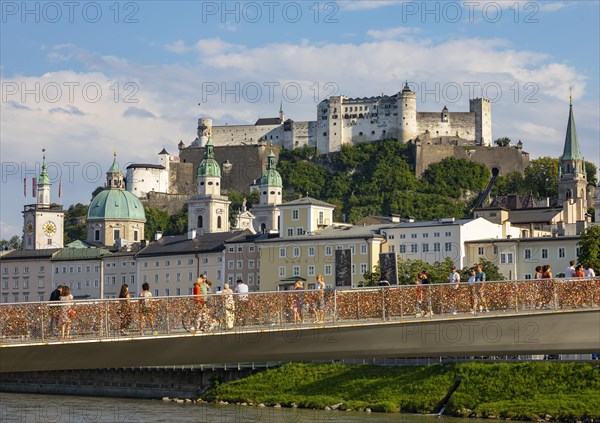 Lovely castles on the Makartsteg above the Salzach