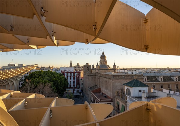 View of Church Iglesia de la Anunciacion and La Giralda