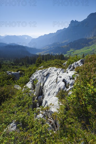Karst landscape at the Pragelpass