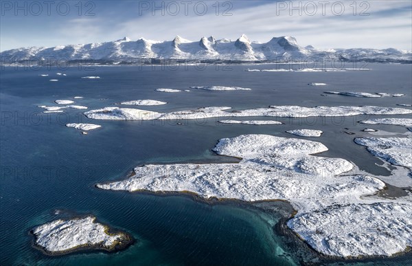 Snowy mountain range Seven Sisters