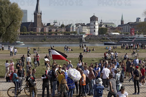 Demo against Corona rules on the Rhine meadows