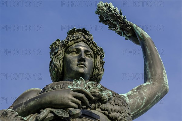 Bavaria statue with laurel wreath