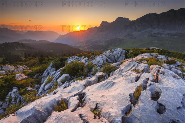 Karst landscape at the Pragelpass