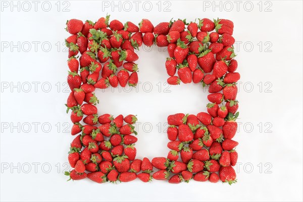 Strawberries in the shape of a Swiss cross