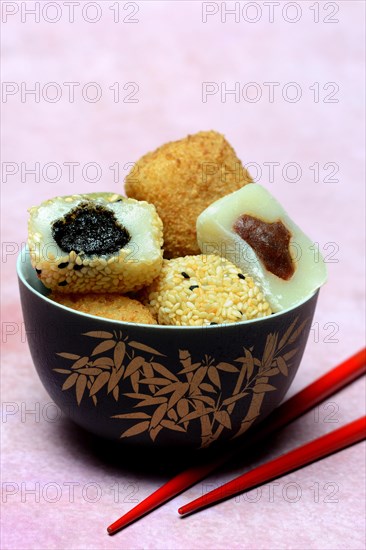 Different Mochi in bowl