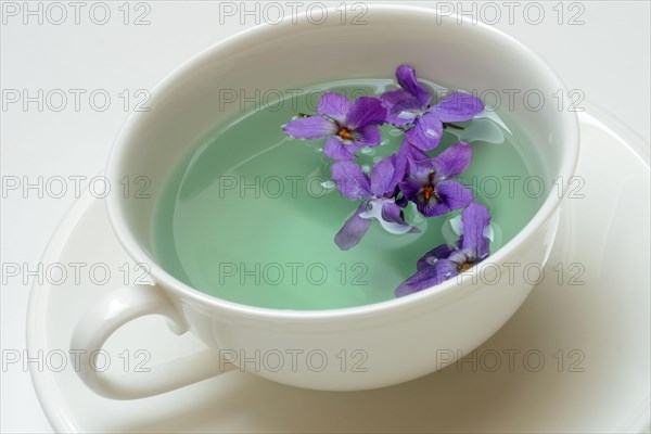 Violet tea