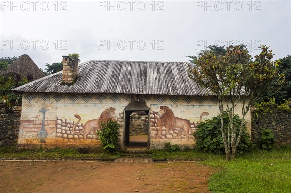 WomenÂ´s house