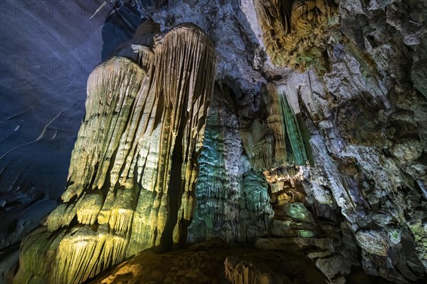Phong Nha cave