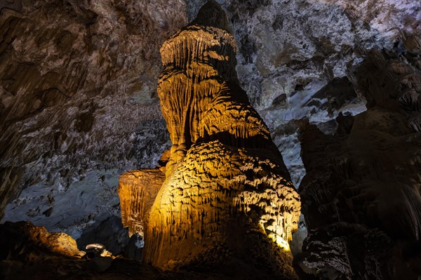 Phong Nha cave