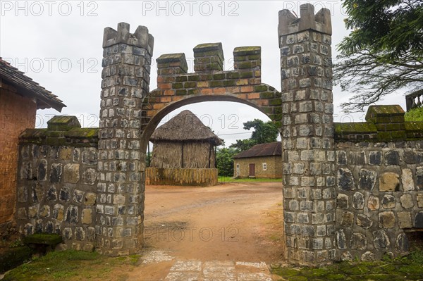 Entrance to FonÂ´s palace