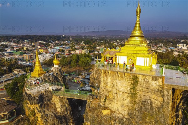 Taung Kew Paya built on rocks after sunset
