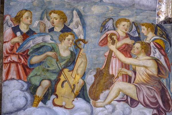 Fresco of angels playing music
