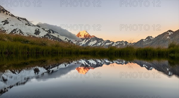 Mount Cook at sunset