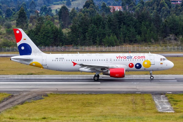 A Vivaair Airbus A320 aircraft with registration HK-5223 at Medellin Rionegro Airport