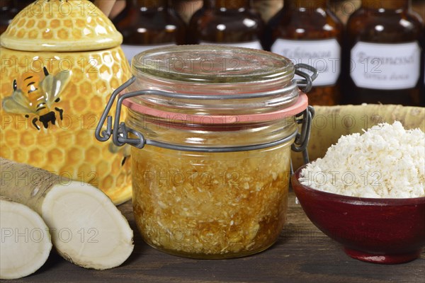 Production horseradish syrup