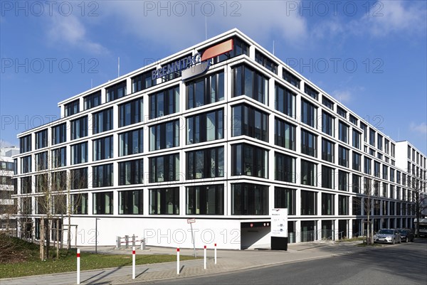 Office building House of Elements