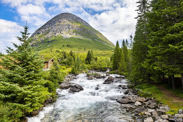 River running through the glacial valley