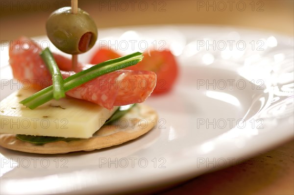 Cracker appetizers with cheese