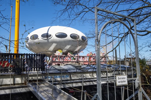 Futuro House on barge on the Spree