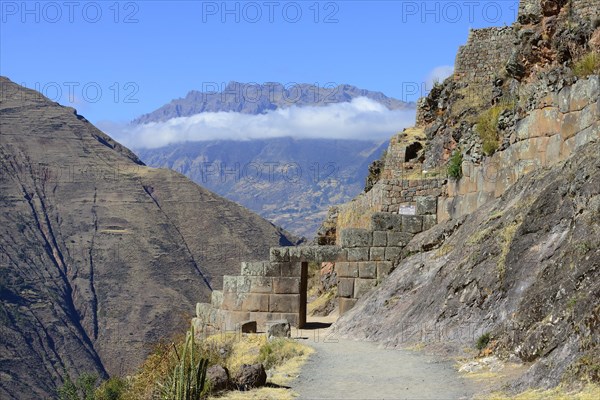 Gate to the Inca ruins