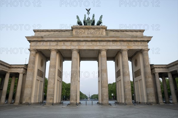 Brandenburg Gate early morning