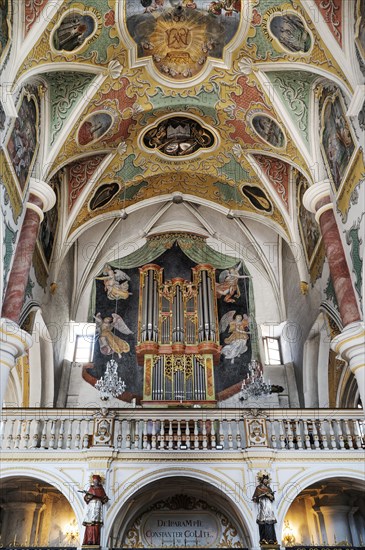 Organ loft
