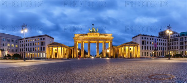 Brandenburg Gate Panorama by night in Berlin