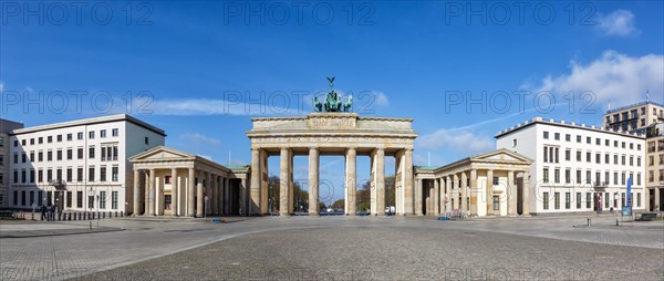 Brandenburg Gate Panorama in Berlin