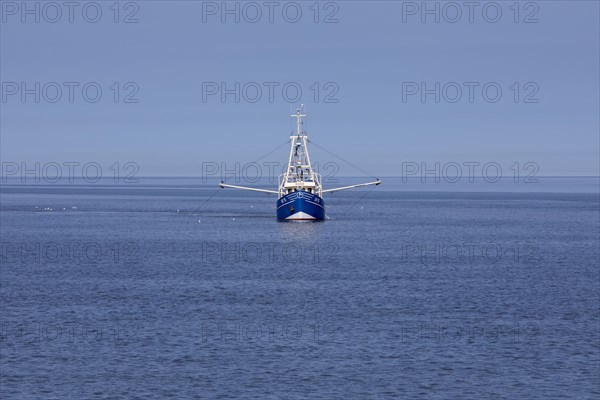 Crab cutter in the North Sea off Buesum