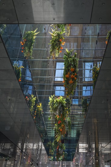Flower decoration in the shopping arcade Fuenf Hoefe