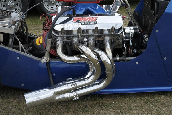 Nitro fuel engine of a race car