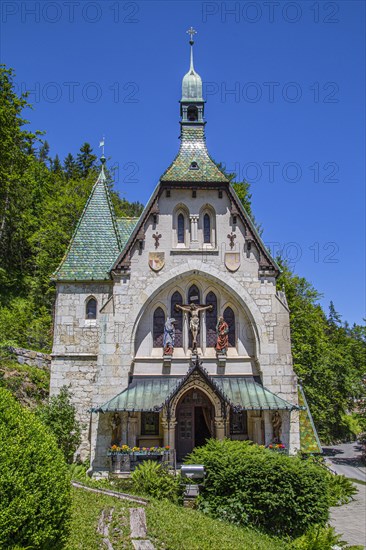 Holy Family Catholic Church