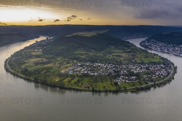 View from the Gedeonseck down to the Rhine bend